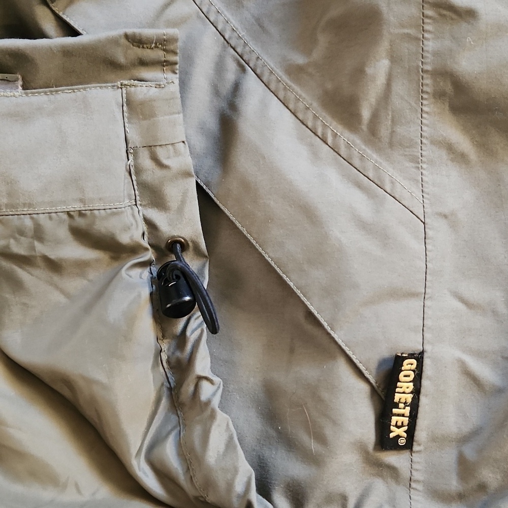 CABELA'S Gore-Tex Olive Green Hooded Winter Coat - Picture 9 of 15